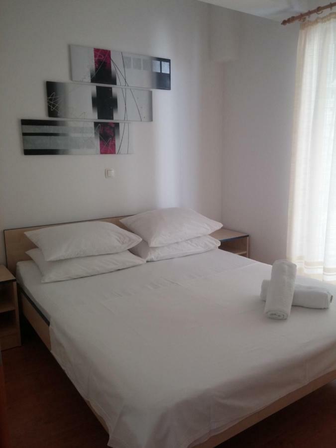 Apartments Rica Omiš Kültér fotó